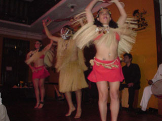 2003-07-18-manosmorenas4