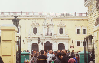 2003-07-19-lima_franciscan_monastery2
