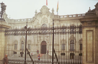 2003-07-19-lima_pres_toledo_res2