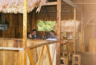 2003-07-26-luncharea